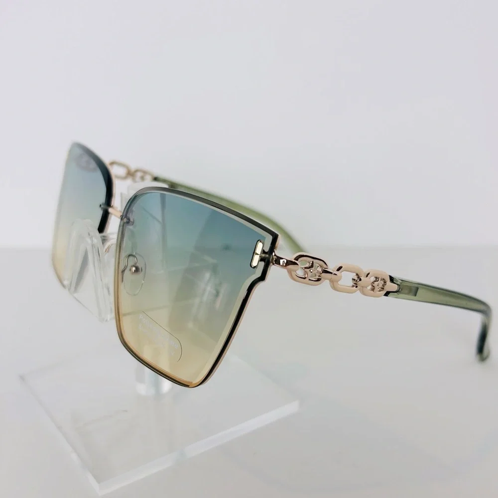 Sunglasses Women’s Green/Gold With Gold Trim Link Design Square Oversized NEW